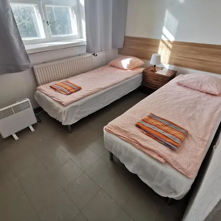 Stunning 2-bed In Sauna Facility